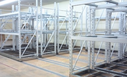 レール式移動棚の設置事例3